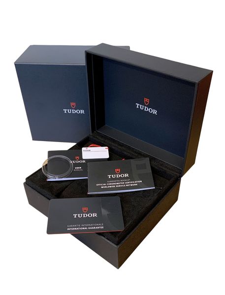 Tudor Black Bay Chrono M79360N-0019